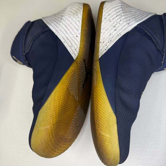 Jordan Why‎ Not Zer0.1 Blue and Gold Westbrook size 10 shoe - Picture 3 of 11